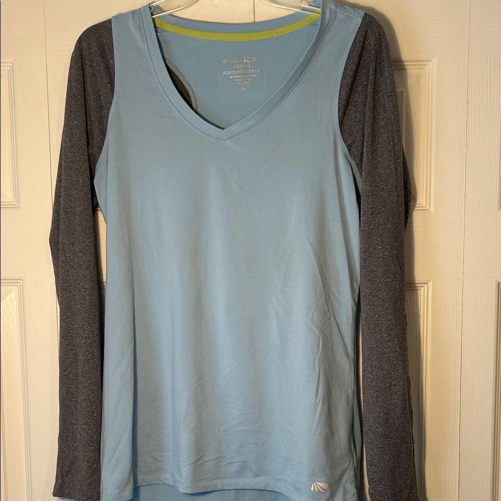 Marika Tek size L Blue and Gray Long Sleeve Athletic Top